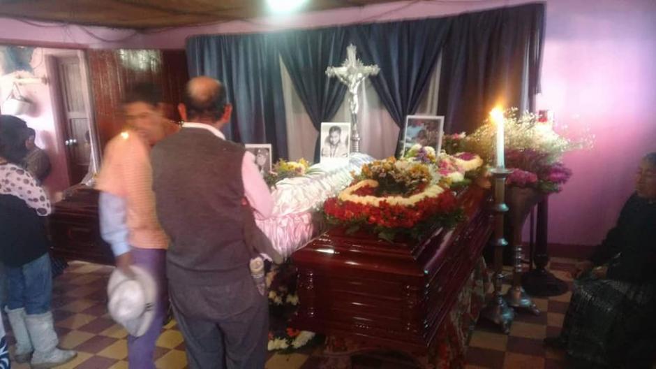 El velorio se lleva a cabo en la casa de la familia Vel&aacute;squez Matul. (Foto: La Voz de Xela)&nbsp;