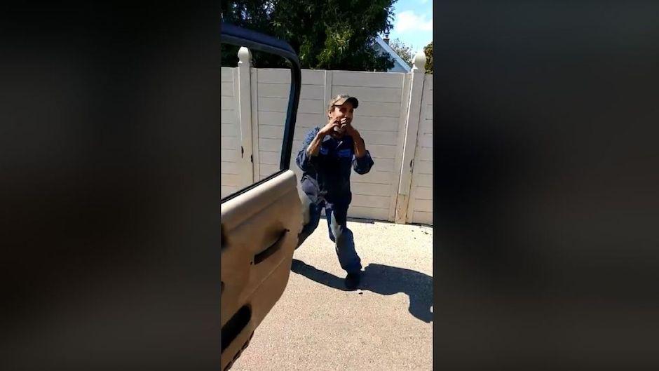 Antes de terminar el 2018 este hombre decidi&oacute; hacer un Kiki Challenge bastante creativo (Foto: Facebook)