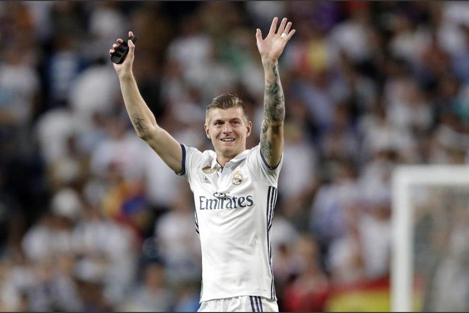 Toni Kroos se irá del Real Madrid para hacerle espacio a Neymar. (Foto: AFP)