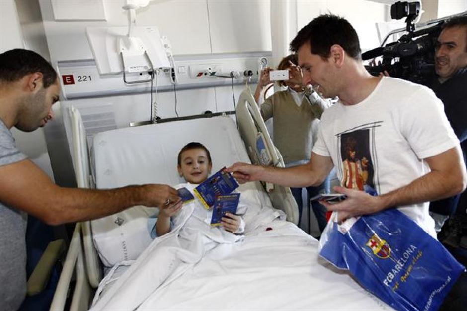 Lionel Messi recolect&oacute; juguetes para ni&ntilde;os enfermos en el D&iacute;a de Reyes. (Foto: FC Barcelona)