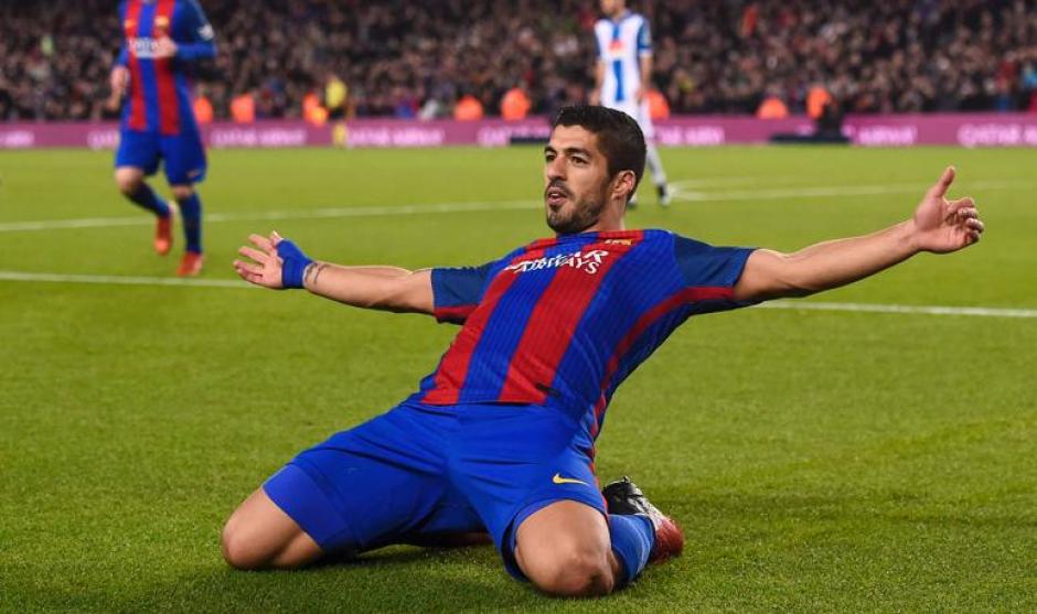 Su&aacute;rez est&aacute; cerca de ser el sexto m&aacute;ximo goleador del Barcelona. (Foto: AFP)