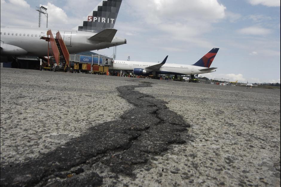 La reparaci&oacute;n de la pista de aterrizaje del Aeropuerto Internacional La Aurora dur&oacute; seis meses. (Foto: Archivo/Soy502)