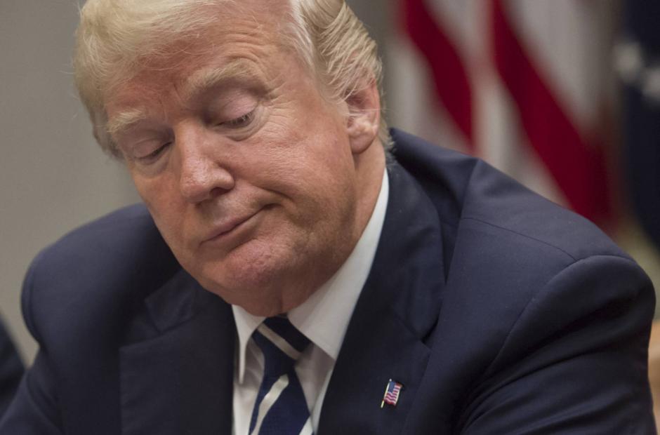 El presidente estadounidense Donald Trump no quiere gente de "pa&iacute;ses de m..." al referirse al TPS que le fue retirado a salvadore&ntilde;os y haitianos. (Foto: elpais.com)