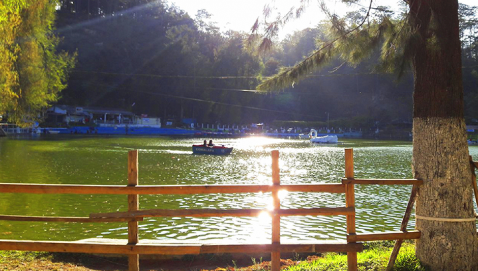 Tres personas murieron tras un ataque armado que se registr&oacute; en una piscina de Los Aposentos. (Foto: Bomberos Municipales Departamentales)