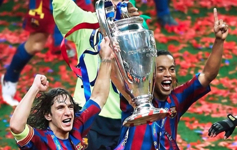 Carles Puyol despidi&oacute; con un emotivo mensaje a Ronaldinho. (Foto: AFP)