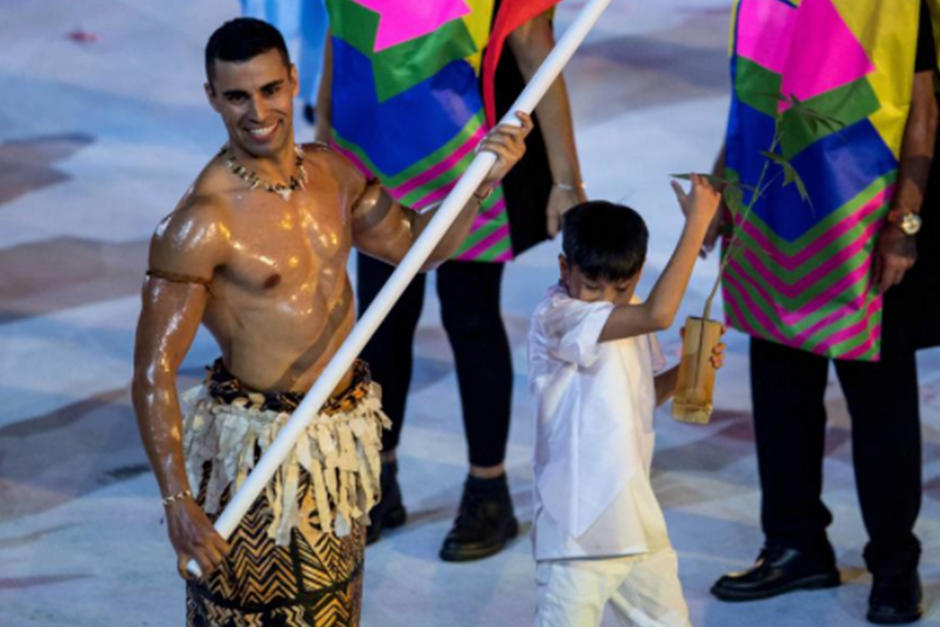 Pita Taufatofua represent&oacute; a Tonga en los Juegos Ol&iacute;mpicos de R&iacute;o 2016 (Foto: Twitter)