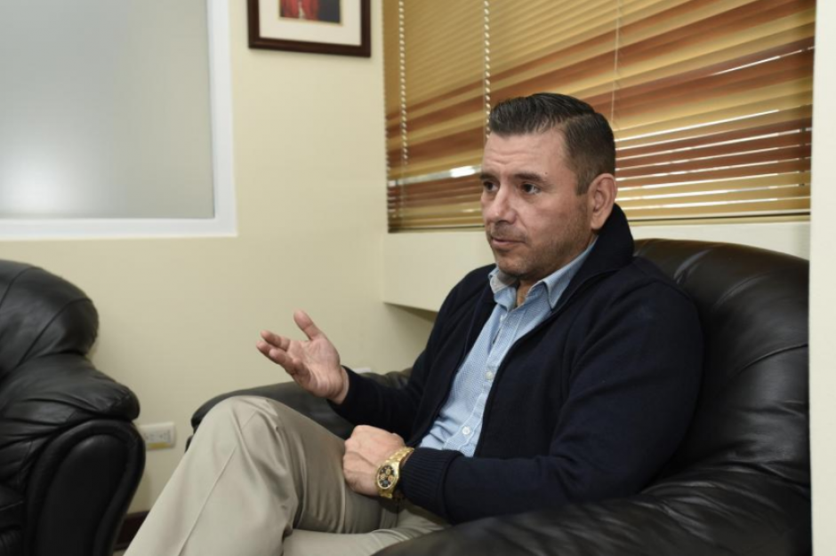 Manuel Baldizón tiene una orden de captura por supuestas vinculaciones a un contrato fraudulento que el Estado hizo con la empresa brasileña Odebrecht. (Foto: archivo/Soy502)