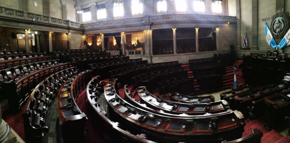 El hemiciclo permaneció cerrado y la mayoría de miembros de la Junta Directiva no se presentó al Congreso. (Foto: Wilder López/Soy502)