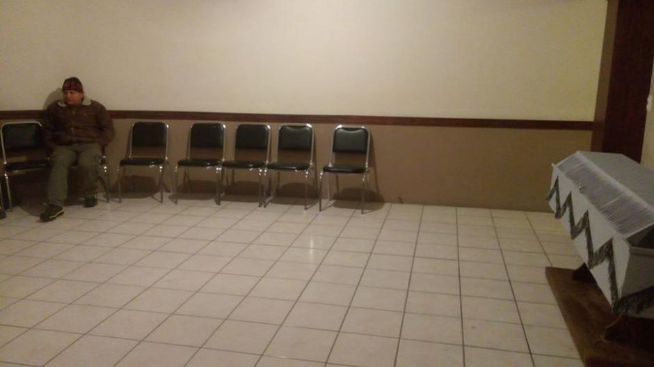 Don Ram&oacute;n no ten&iacute;a dinero para velar a su esposa hasta que algo sorprendente cambi&oacute; su situaci&oacute;n. (Foto: Sandra Pineda)&nbsp;