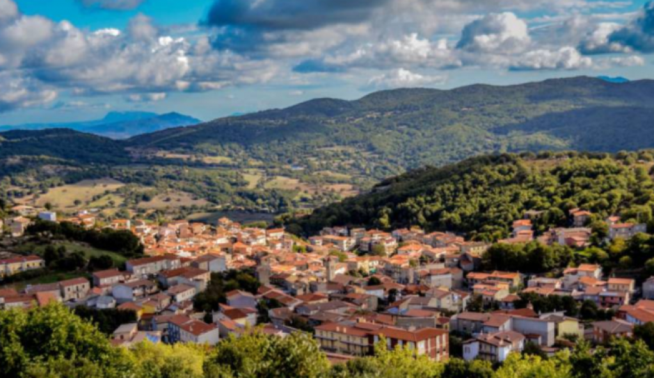 Un pueblo en Italia ofrece viviendas a un costo de entre uno y dos d&oacute;lares. (Foto: cnnespanol.cnn.com)