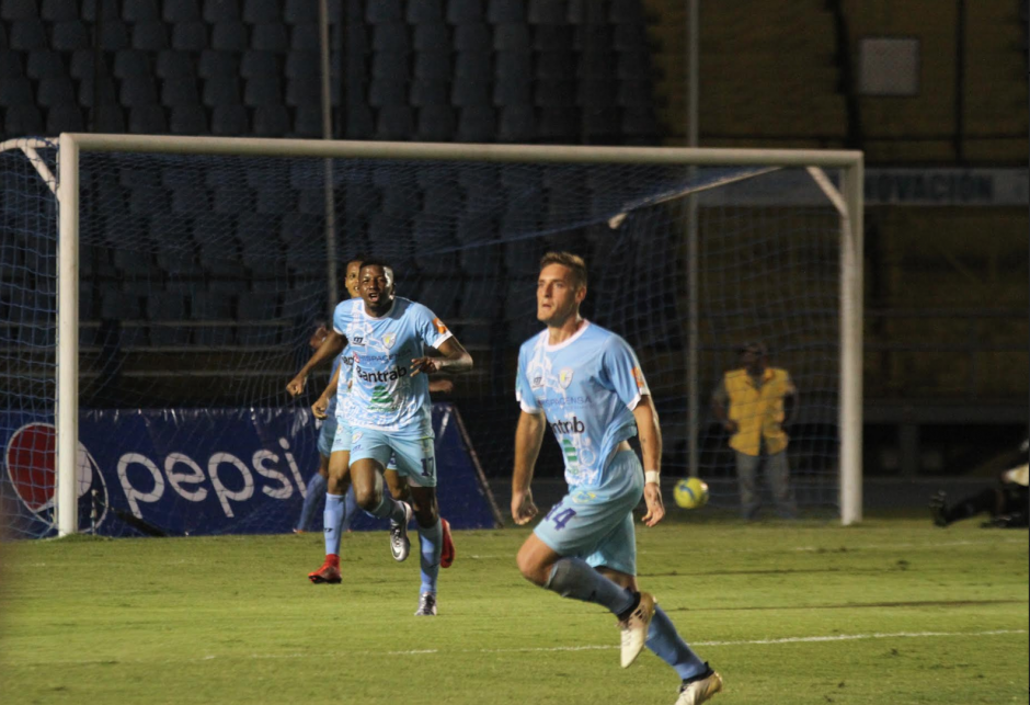 Sanarate fue muy superior a Comunicaciones. (Foto: Luis Barrios/Soy502)&nbsp;