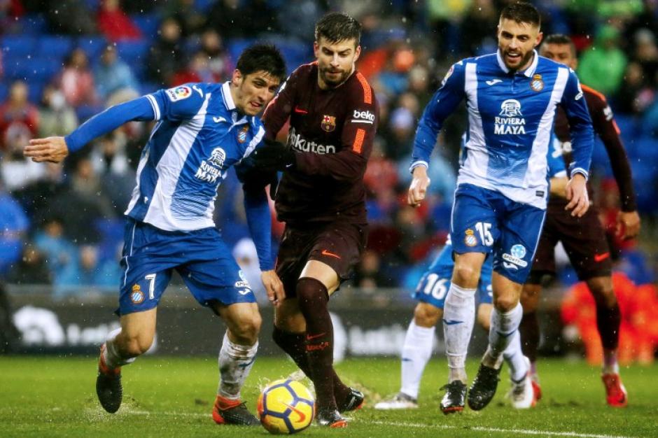 El central podr&iacute;a causar una baja muy significativa para el cuadro blaugrana. (Foto: AFP)