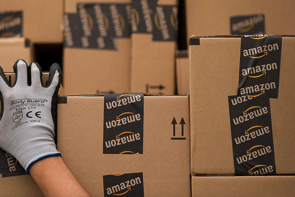 La empresa l&iacute;der en ventas por Internet, ha enviado 25 paquetes de los que la pareja no ha pedido ni uno. (Foto: El Nuevo Mexicano)