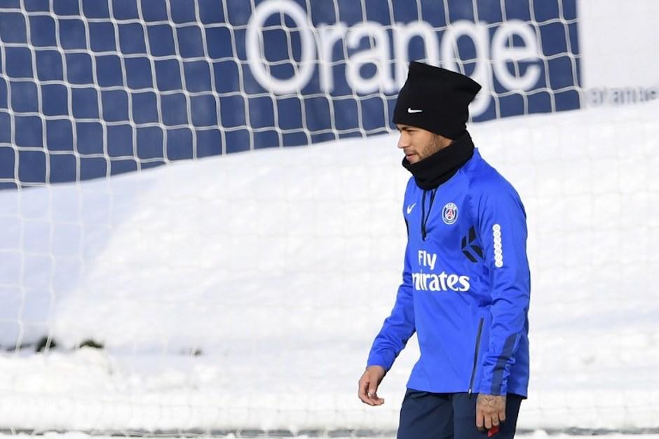 El Paris Saint-Germain se prepara para visitar al Real Madrid la próxima semana, en juego de ida de octavos de final de la Champions League. (Foto: AFP)