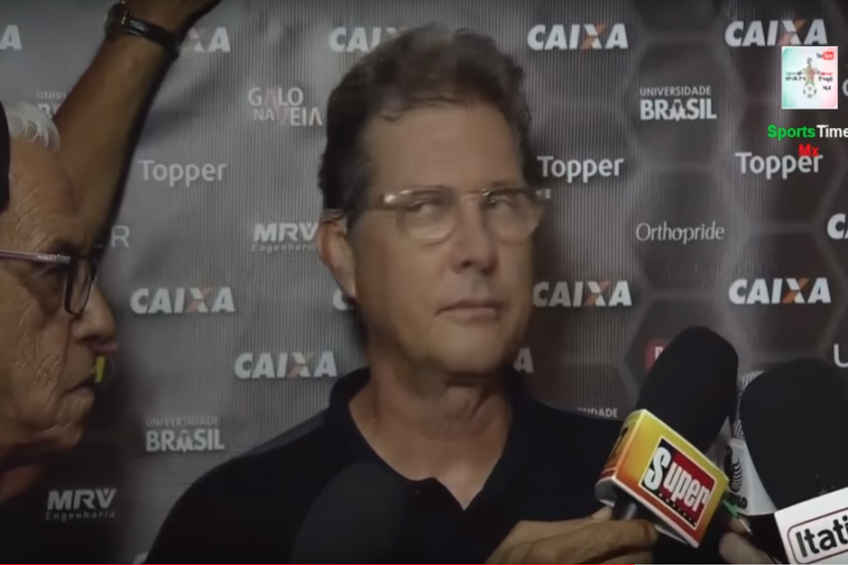El incidente tuvo lugar durante una conferencia tras un juego&nbsp;de la Copa de Brasil. (Imagen: captura de pantalla)