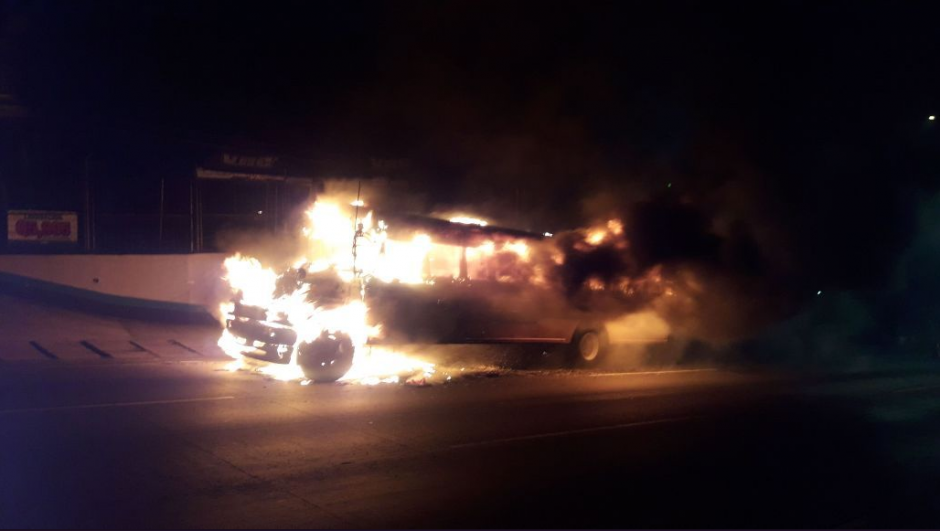 El bus se conducía hacia la Central de Mayoreo en la zona 12. (Foto: Dalia Santos/PMT)