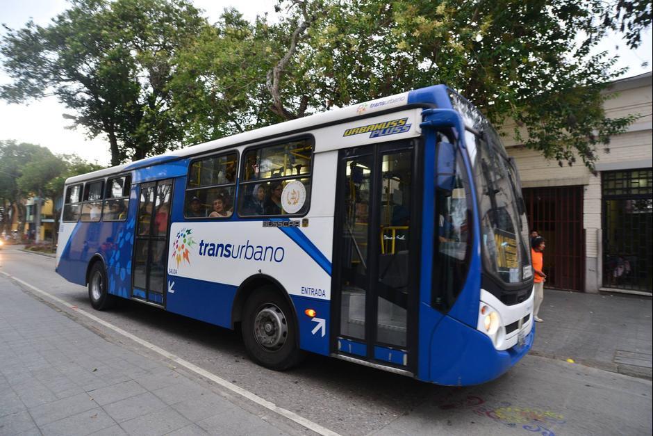 La UNE y la AEAU ofrecieron un sistema moderno de transporte, que al final no se cumpli&oacute;. (Foto: archivo/Soy502)