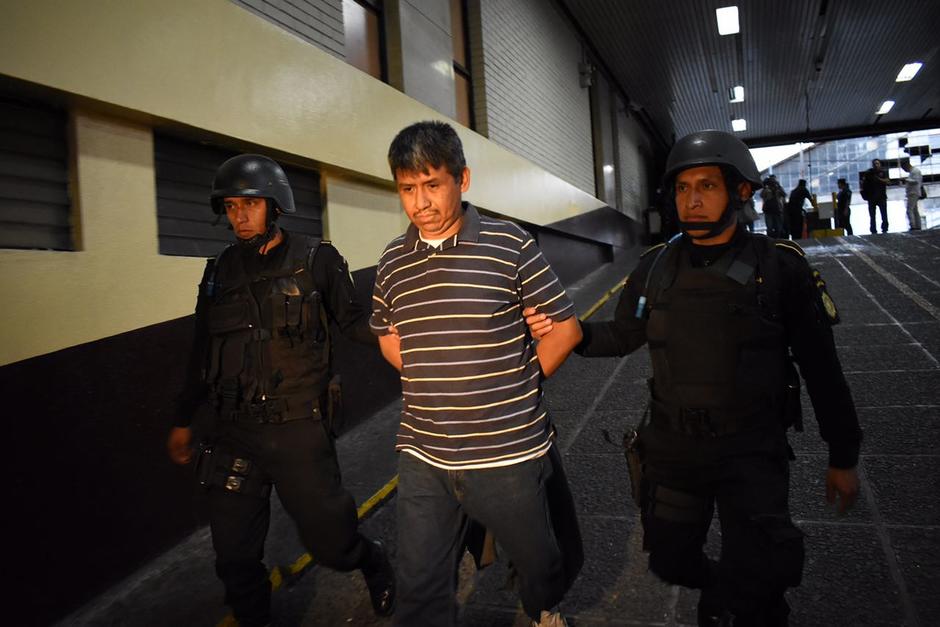 Los operativos de la CICIG y el MP dejó cuatro capturas y una citación. (Foto: Soy502)