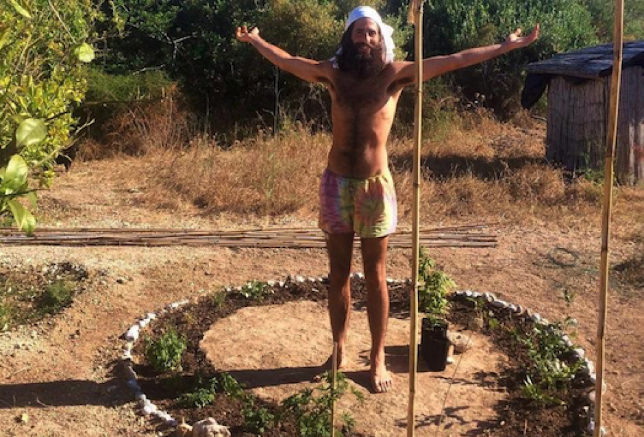 Alex Williams, de 29 a&ntilde;os, fue encontrado muerto en la casa de su abuelo, con notas de suicidio. (Foto: The Sun)