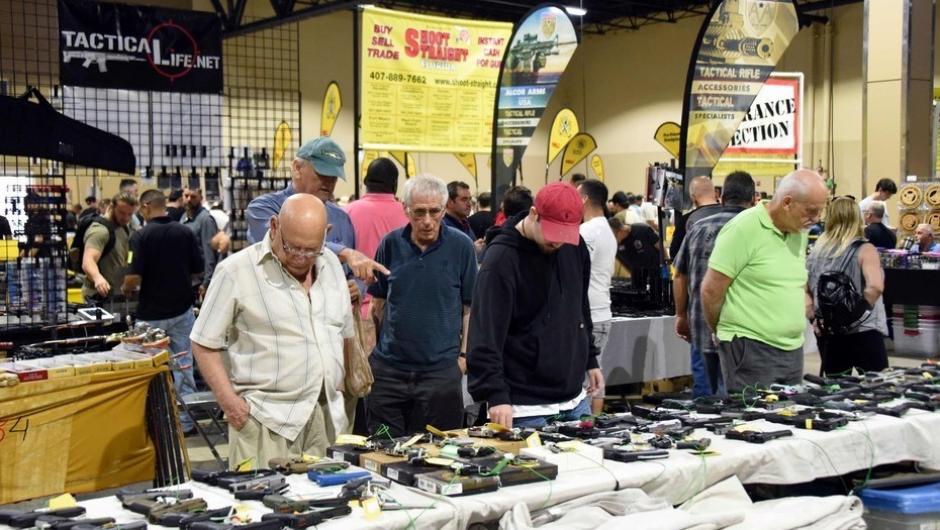 La feria se llev&oacute; a cabo en Miami, ciudad vecina de Pakland. (Foto: AFP)