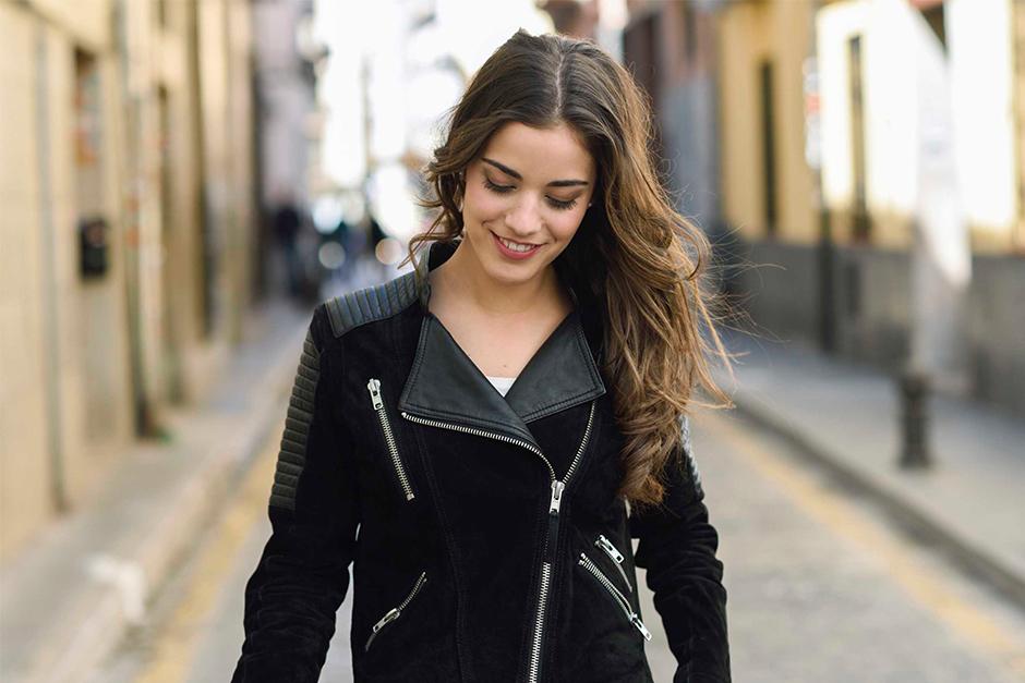 Tu cabello no debe lucir siempre oscuro (Foto: All Things Hair)