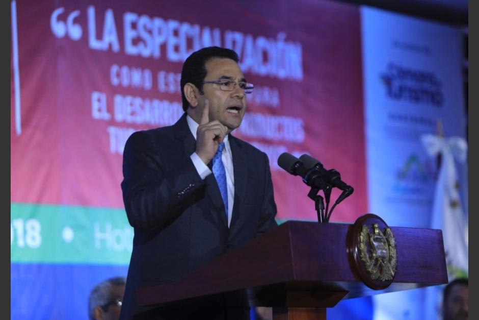 Jimmy Morales alent&oacute; a los guatemaltecos a hablar bien de su pa&iacute;s. (Foto: Gobierno)