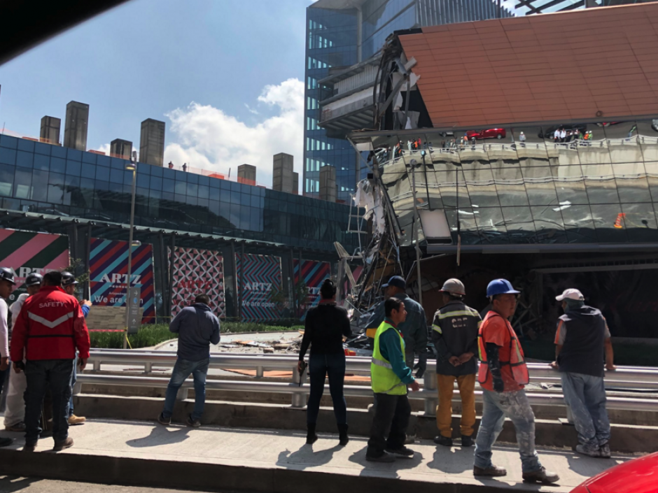 Varios videos sobre el acontecimiento se comparten en redes sociales&nbsp;. (Foto: captura de Twitter)&nbsp;