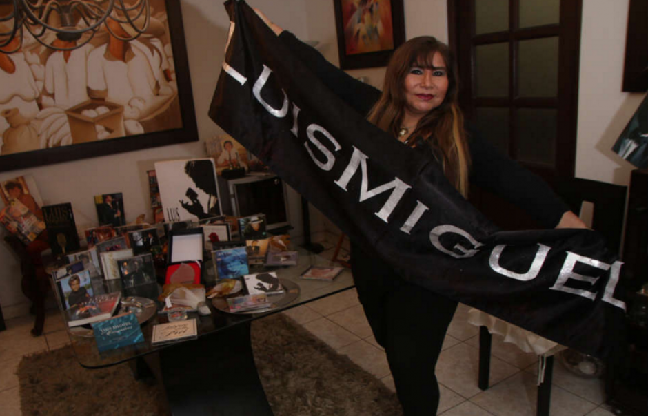 Esta fan&aacute;tica de Luis Miguel lo sigui&oacute; por todo el mundo. (Foto: RPP)&nbsp;