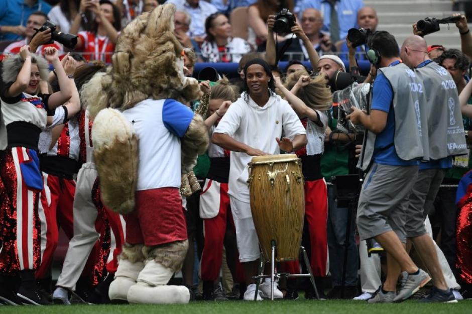 El exfutbolista de Brasil dio un toque especial en la Clausura. (Foto: AFP)&nbsp;