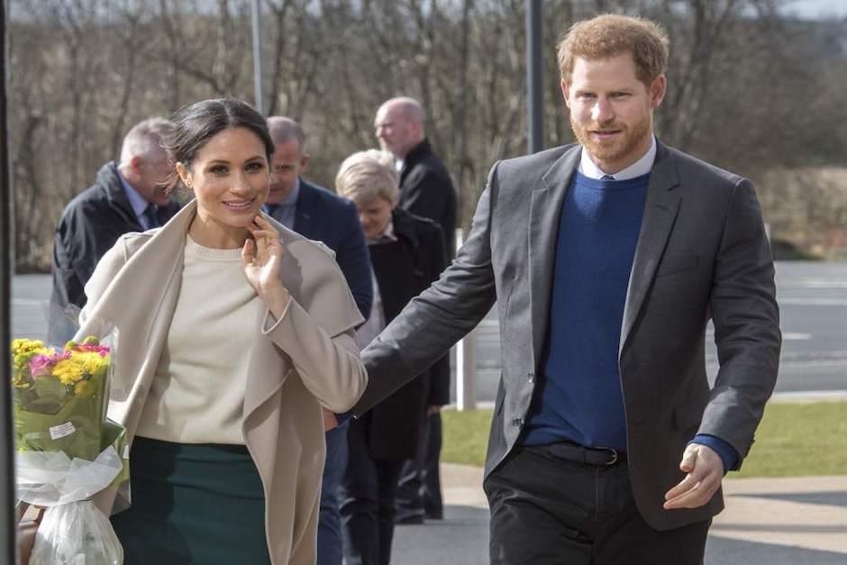 Los Duques de Sussex realizaron su primer gira oficial como esposos a Irlanda. (Foto: La Prensa)