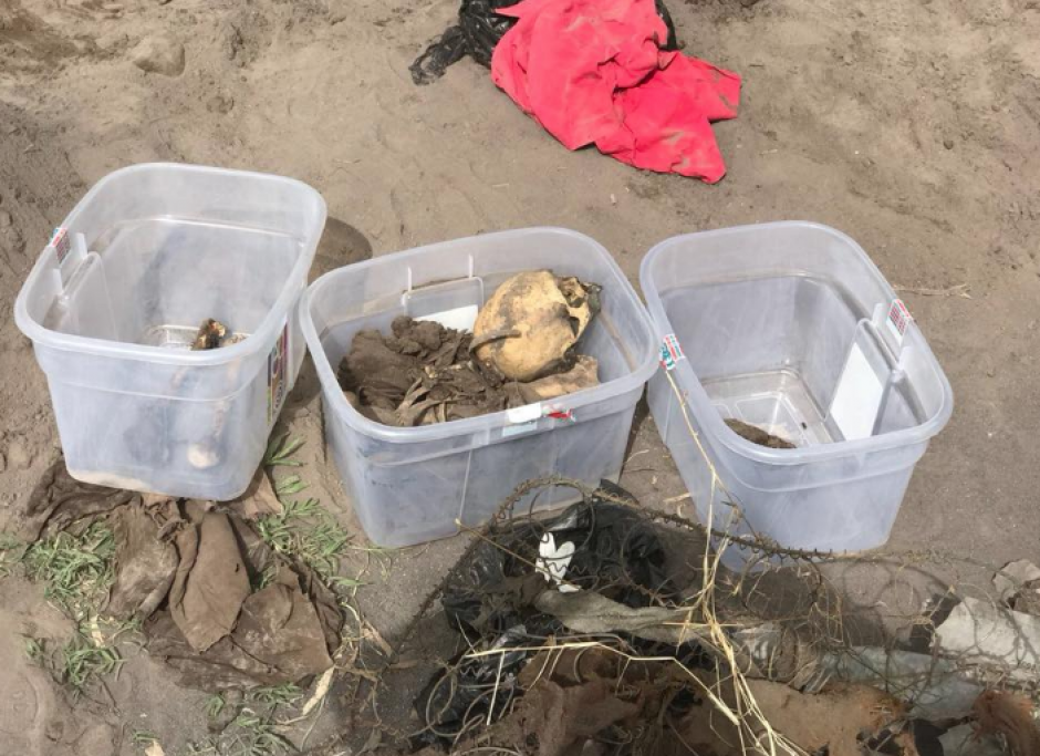 Los restos aparecieron en un montón de material extraído de Los Lotes. (Foto: Facebook)