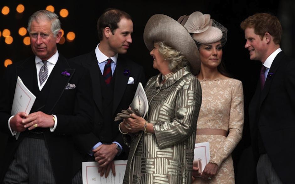 En su libro Camilla habla mal de Lady Di. (Foto: captura youtube)&nbsp;