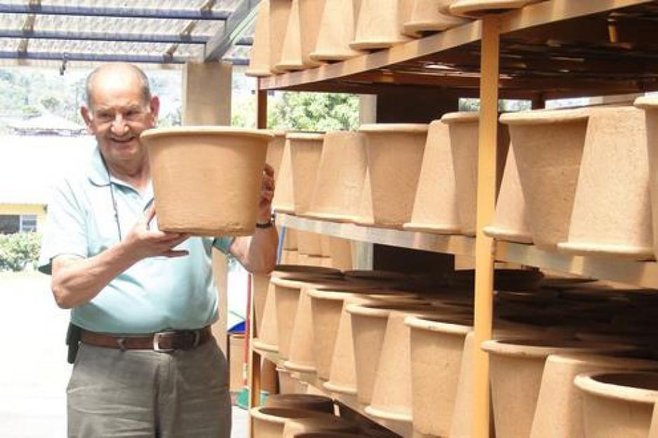 José Fernando Mazariegos Anleu inventó el Ecofiltro en 1980. (Foto: Ecofiltro/Facebook)