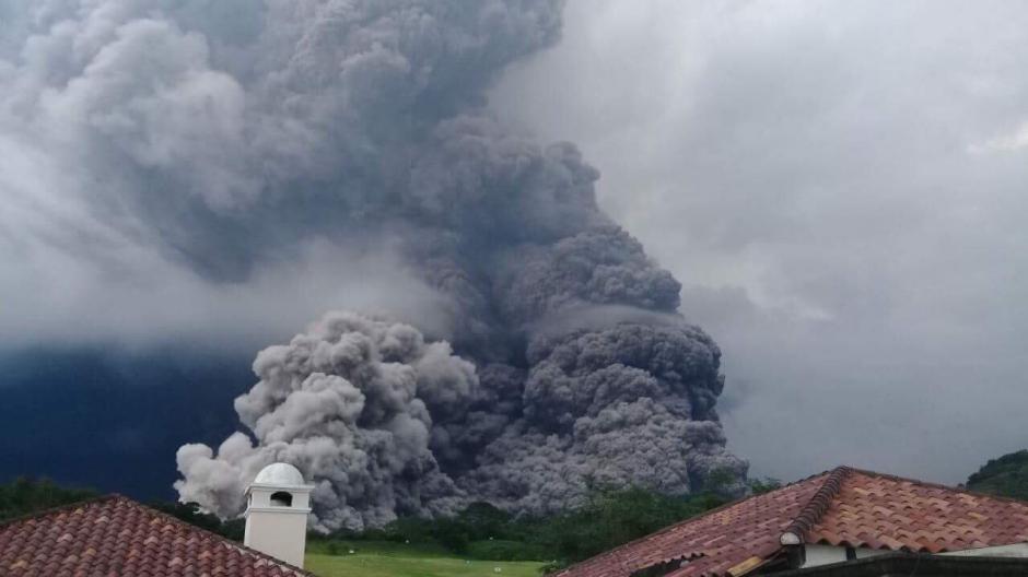 Así fue la erupción del volcán de Fuego. (Foto: Twitter)
