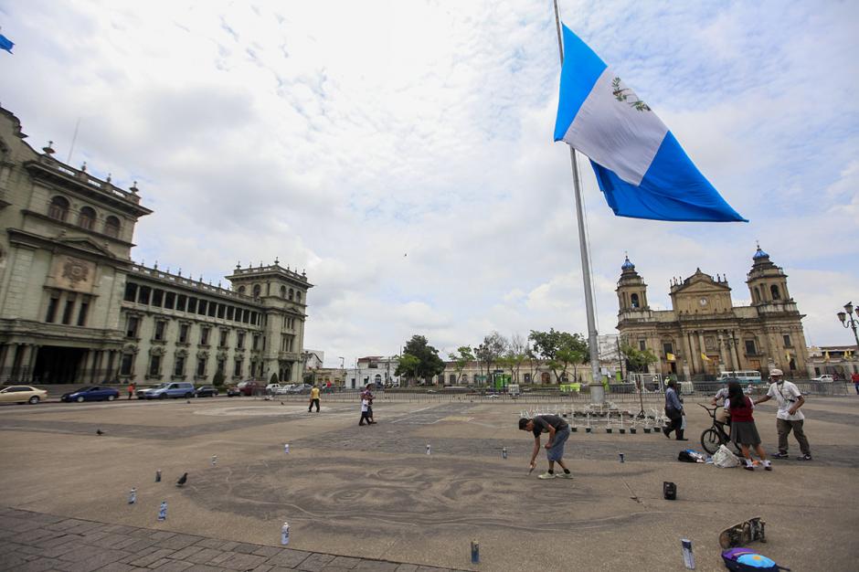 Los artistas decidieron hacer un tributo a las víctimas de la tragedia. (Foto: Instagram/@Serotencio)