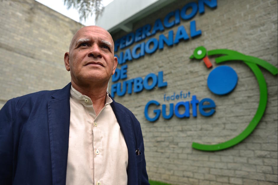 Walter Enrique Claverí quiere trazar un mejor camino para el fútbol guatemalateco. (Foto: Jesús Alfoso/Soy502)