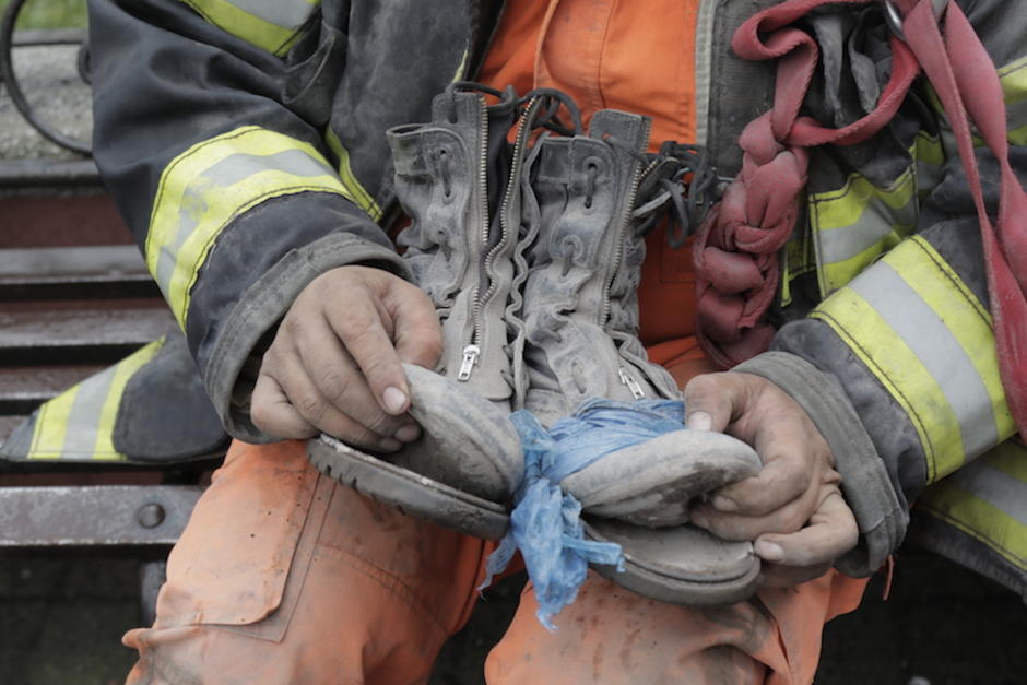 Los bomberos de Guatemala merecen equipo suficiente y en buen estado. (Foto: Alejandro Balán/Soy502)