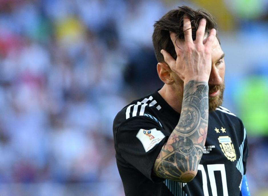 Messi fue abordado por los medios en la zona mixta. (Foto: AFP)