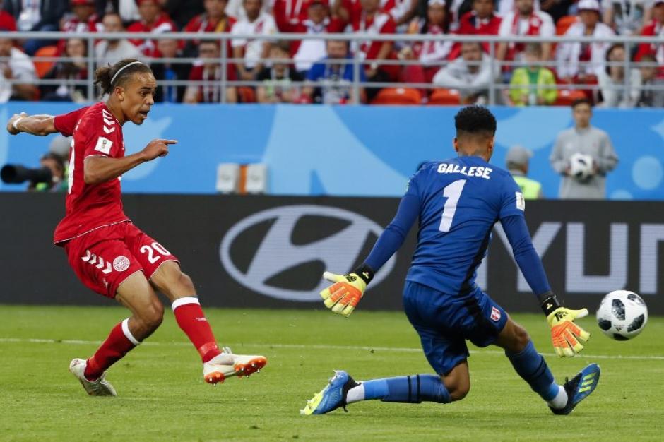 Dinamarca suma sus primeros tres puntos en el mundial. (Foto: AFP)