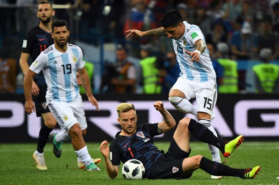 Croacia desnud&oacute; las falencias de los argentinos y los dej&oacute; al borde de la eliminaci&oacute;n. (Foto: AFP)