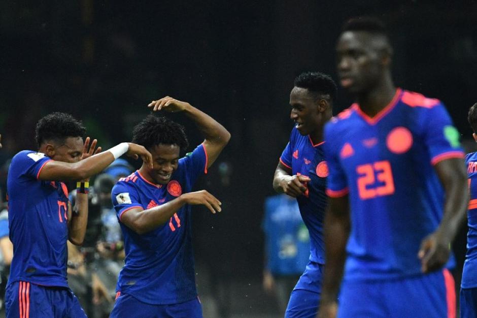 El baile de Juan Cuadrado que contagia de alegr&iacute;a a toda Colombia. (Foto: AFP)