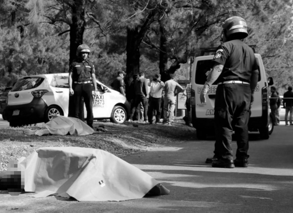 Los hombres perdieron la vida por m&uacute;ltiples impactos de bala. (Foto: Bomberos Municipales)&nbsp;