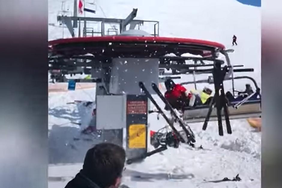 Varias personas resultaron heridas despu&eacute;s de que una telesilla sufriera da&ntilde;os en Georgia. (Foto: captura de video)