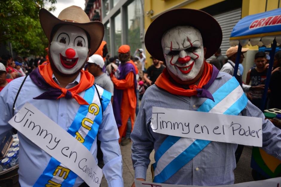 Los estudiantes salieron a las calles en la Huelga de Dolores. (Foto: Jes&uacute;s Alfonso/Soy502) 