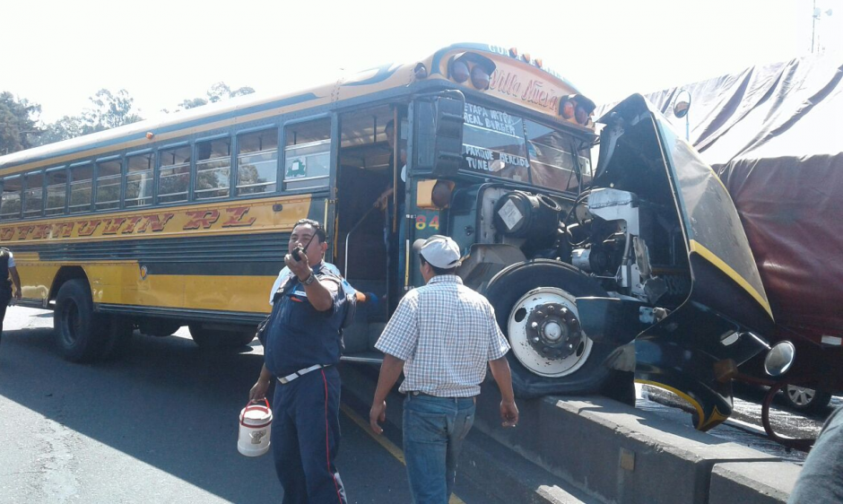 El bus se movilizaba de la capital hacia el sur. (Foto: Dalia Santos/PMT)&nbsp;