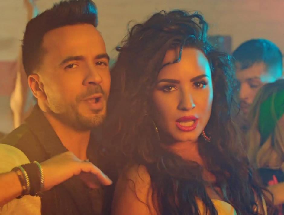 Luis Fonsi y Demi Lovato interpretaron por primera vez en un escenario su famosa canci&oacute;n. (Foto: Facebook)