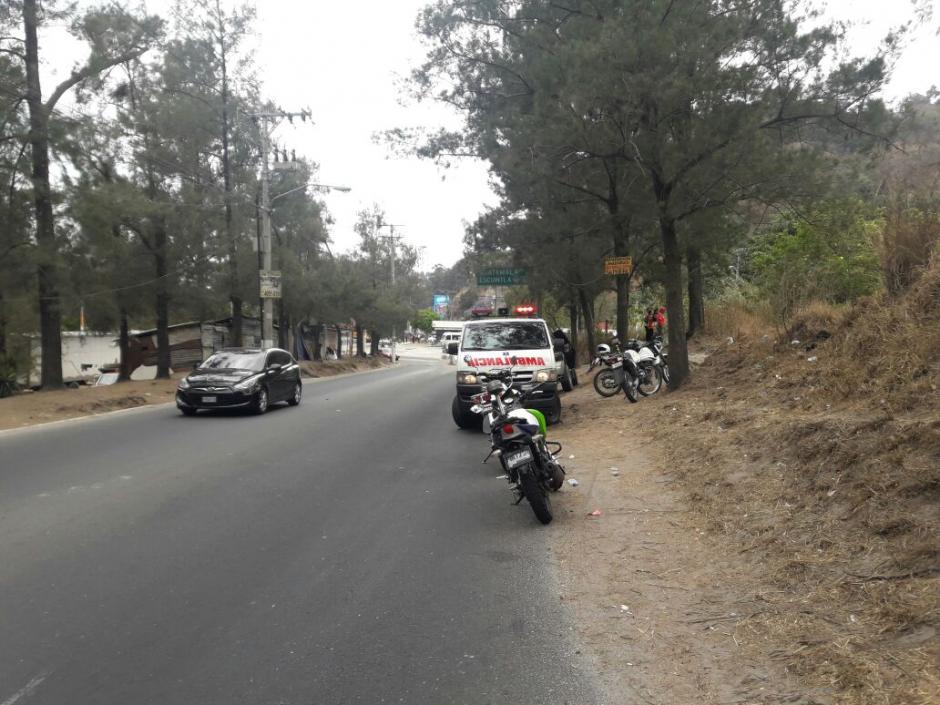 Las autoridades localizaron un cad&aacute;ver envuelto en costales en el bulevar San Crist&oacute;bal con direcci&oacute;n a la ruta al Pac&iacute;fico. (Foto:&nbsp;@SantosDalia)