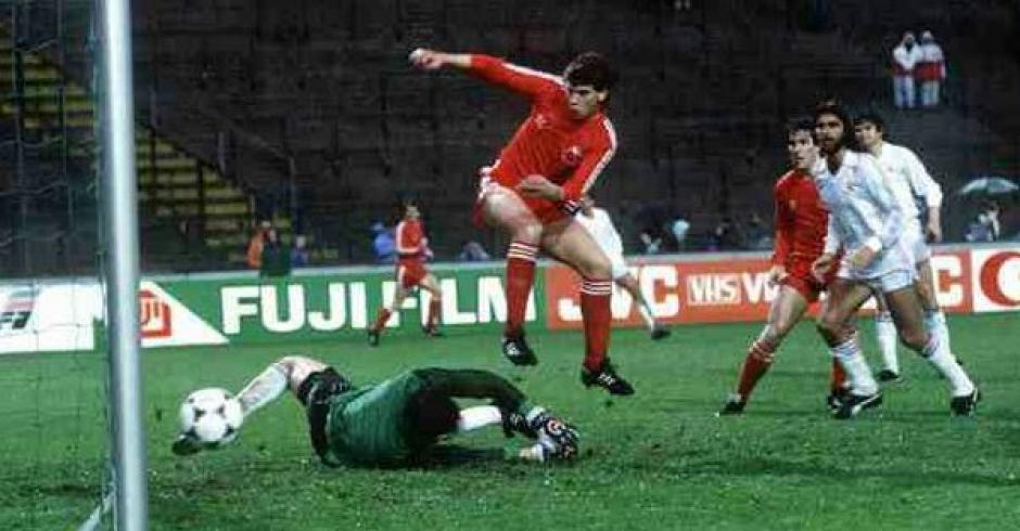 El Real Madrid buscar&aacute; romper la maldici&oacute;n brit&aacute;nica en finales frente al Liverpool en Kiev. (Foto: Marca)