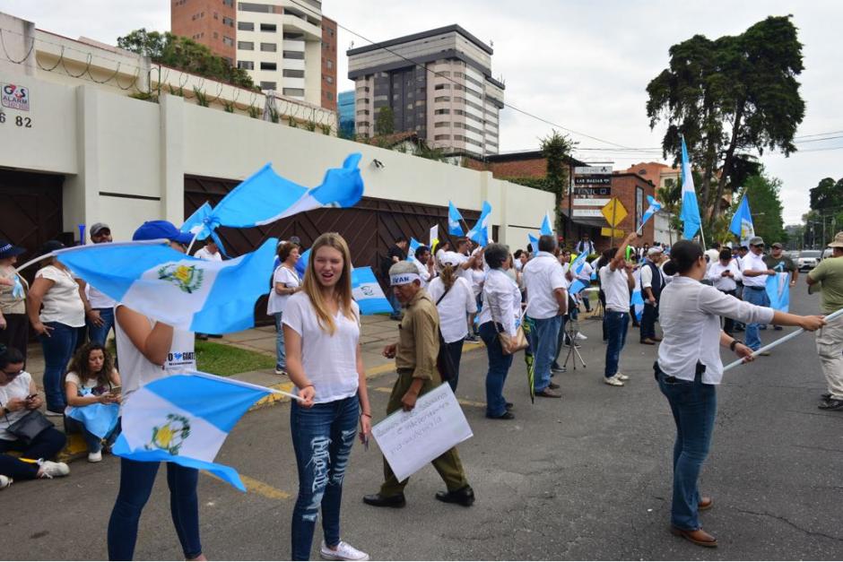 Los manifestantes critican la labor de la CICIG. (Foto: Jes&uacute;s Alfonso/Soy502)