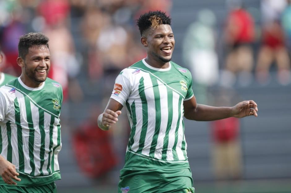 Andrey Francis es un delantero tico que pretende Comunicaciones. (Foto: La Teja)